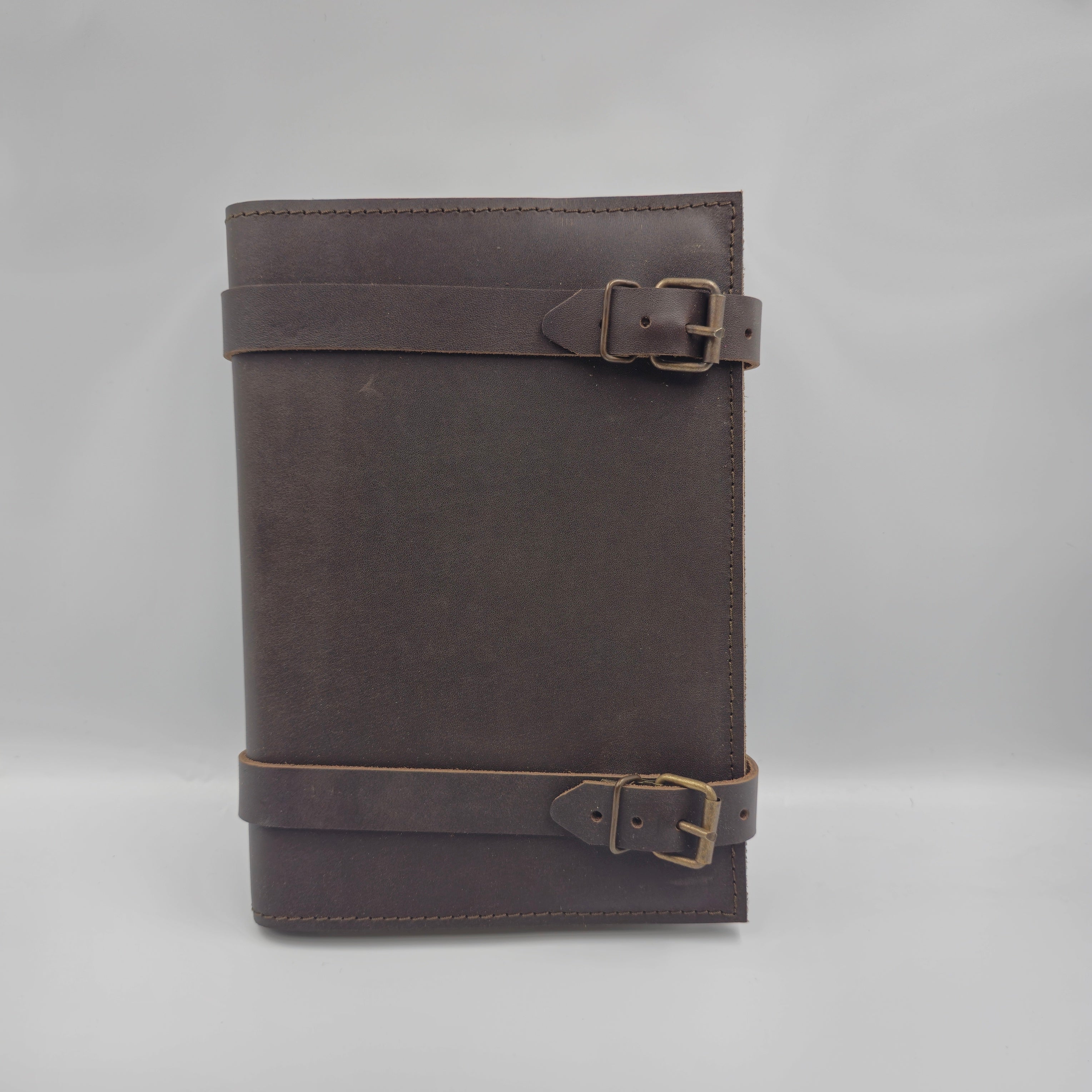 Ref :0000806 Grimoire de Sam en cuir rechargeable en plusieurs thèmes