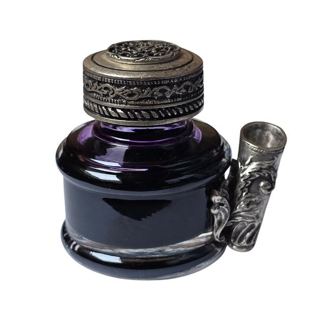Ref: 1441: Encrier rond avec support de plume