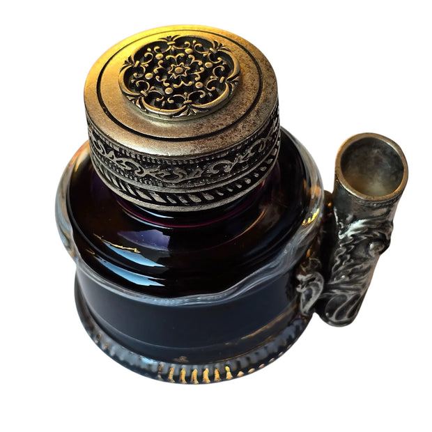 Ref: 1441: Encrier rond avec support de plume