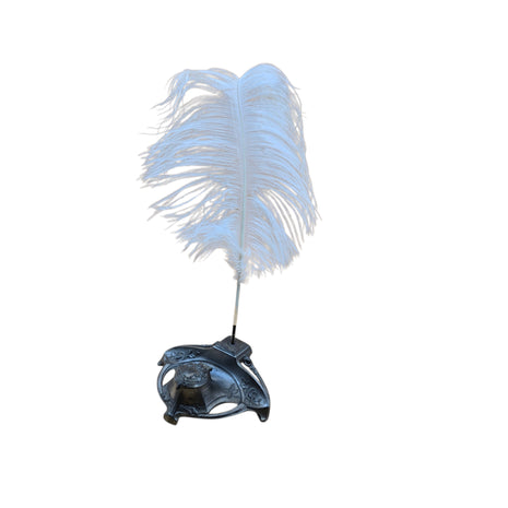 Le Jardin de l’Encre. Encrier ancien en régule patiné