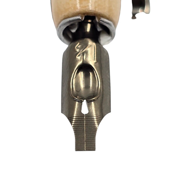Ref : 745 Plume de Ronde Leonardt & Mitchell