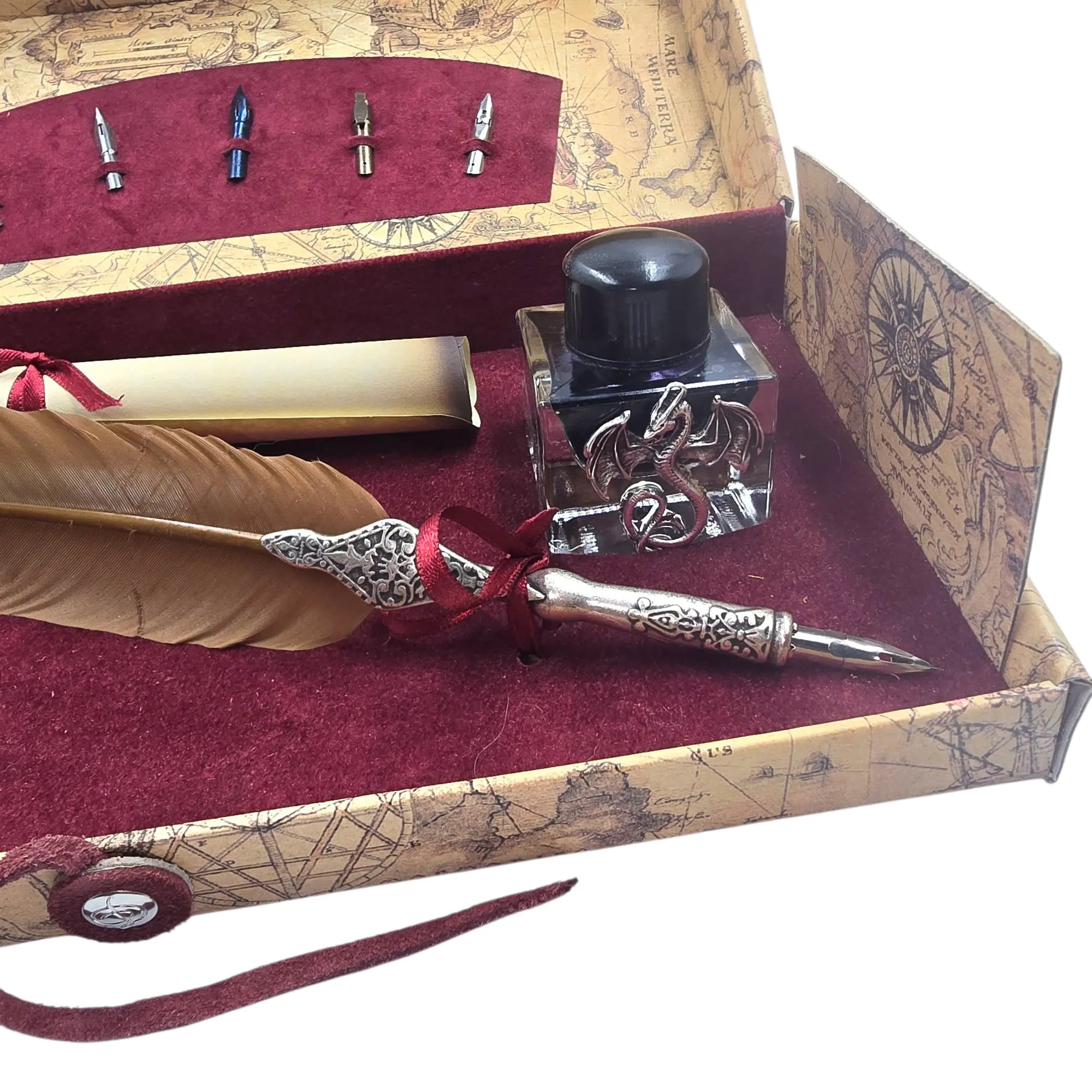 Ref: 0000452  Coffret plume d'oie marron orné d'un parement