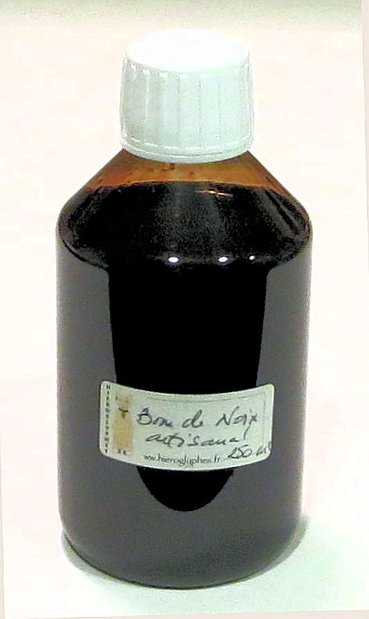 ref: 0001895: Brou de Noix artisanal en flacon de 100 ou 250 ml