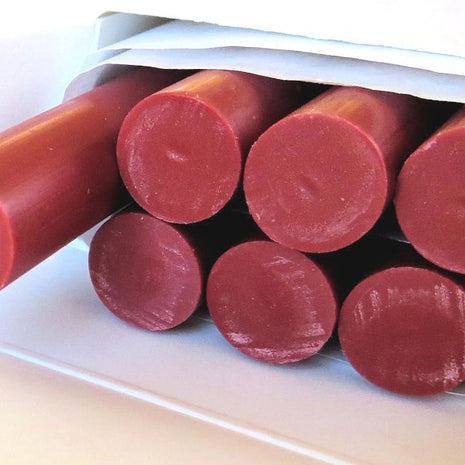 Ref: 1576-1: Red sealing wax, 12 mm diameter, box of 32 sticks 