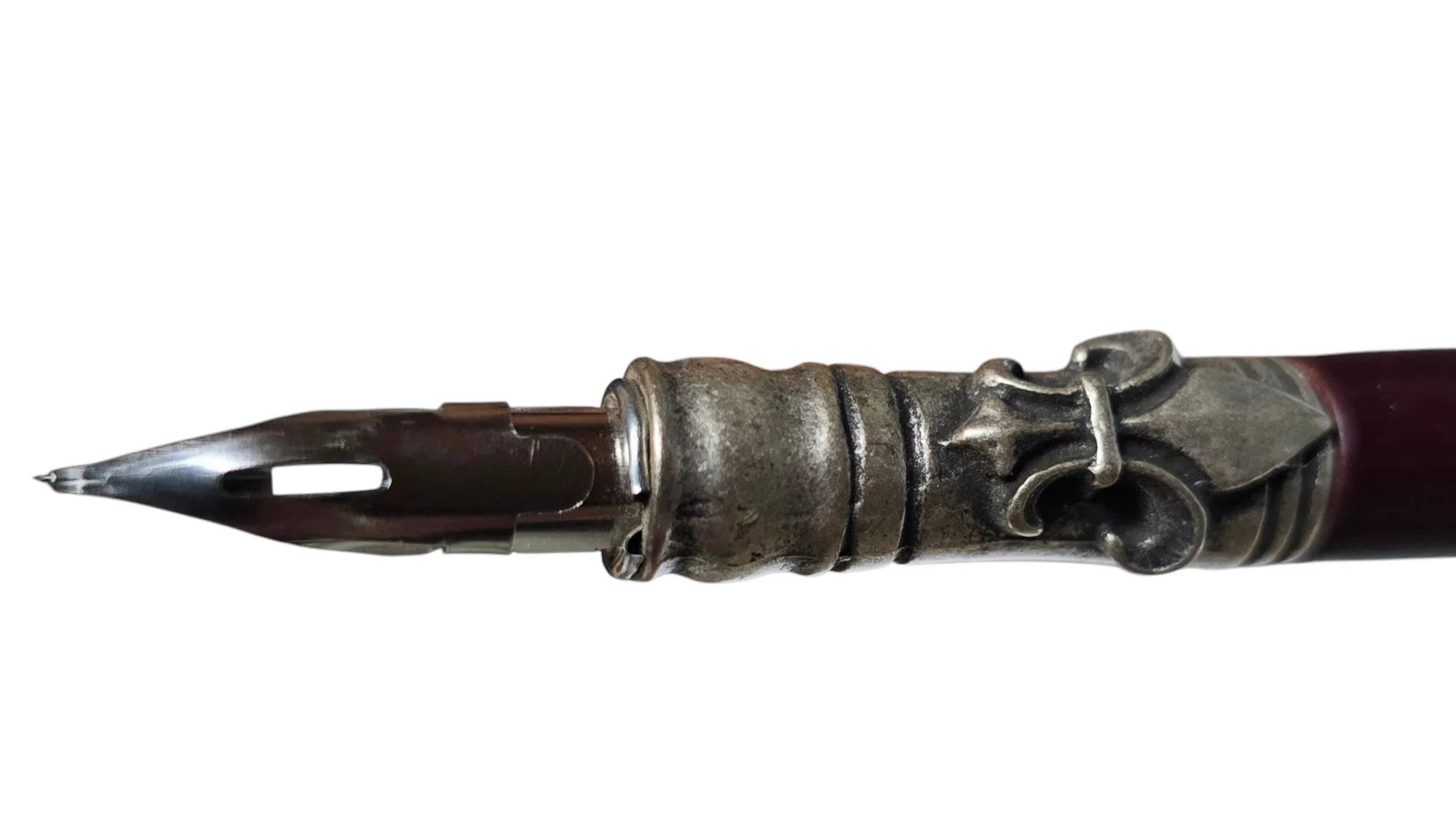 Ref: 0012612 Wooden pen holder with metallic pattern
