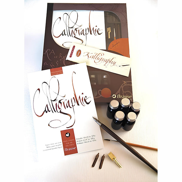 ref : 582 Grand coffret de Calligraphie