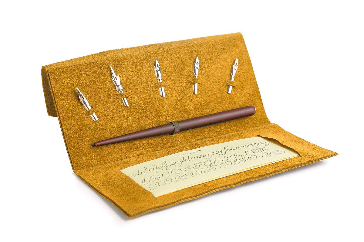 Ref: 0014000: Pochette en daim