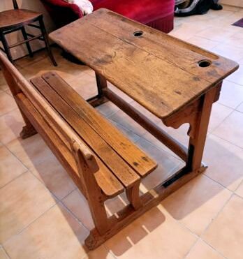 Ref: 17: Encrier d'écolier en porcelaine