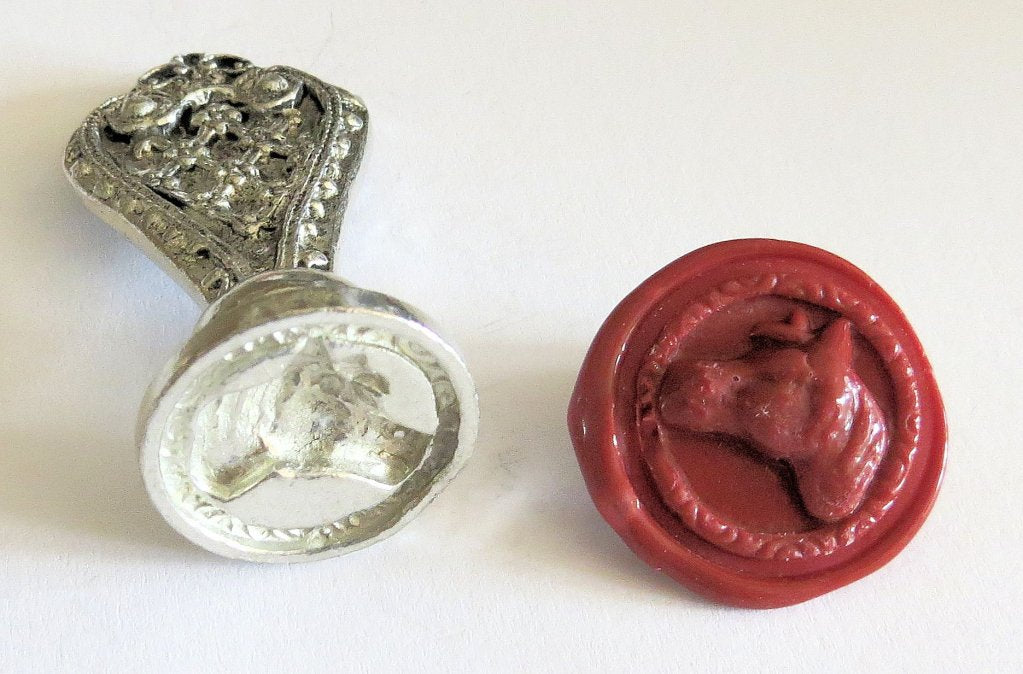 Ref:0006190-3 Sceau artisanal en étain rond 