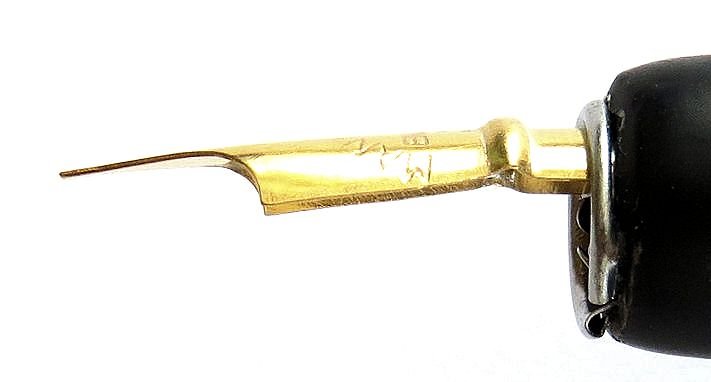 Ref: 744: Leonardt Italic Nib 